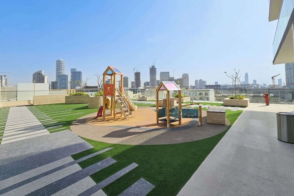 Apartment | 1 bedroom, Internet - 1 Bed Apartment in JVC Sleeps 2 With Balcony (Dubai)