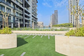 Apartment | 1 bedroom, Internet - 1 Bed Apartment in JVC Sleeps 2 With Balcony (Dubai)