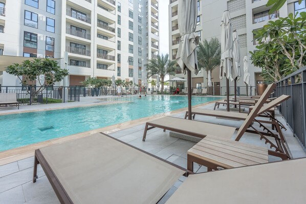 Apartment | 2 bedrooms, Internet - Dubai Creek Harbour Sleeps 4 With Swimming Pool (Dubai)