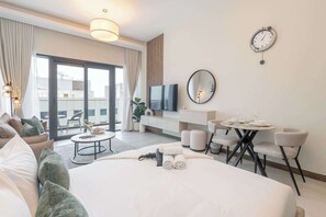 Apartment | Internet - Business Bay for 2 People With Private Balcony (Dubai)