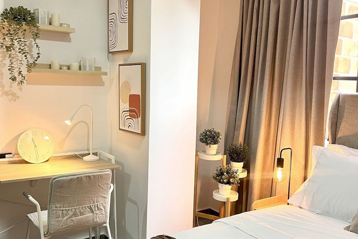 Basic Apartment | In-room safe, desk, laptop workspace, iron/ironing board