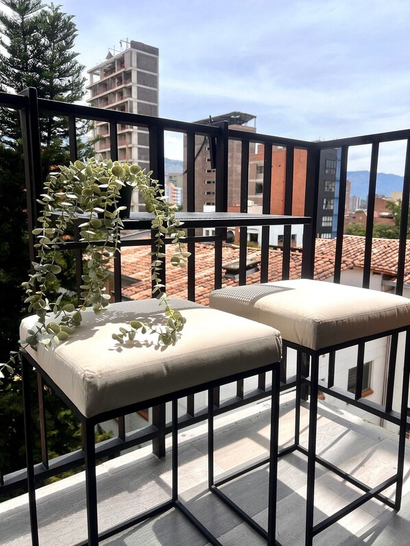 Deluxe Apartment | Property grounds