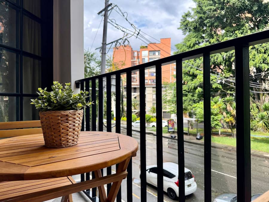 Apartamento básico | Opções para refeição ao ar livre