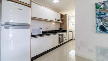 Basic Apartment | Private kitchen