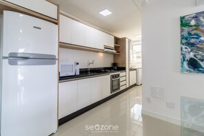 Basic Apartment | Private kitchen