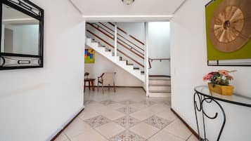 Basic Apartment | Interior