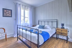 3 عدّة غرف نوم ومكواة/لوح كي وواي فاي مجانًا وملاءات أسرّة