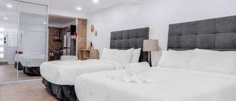 1 bedroom, in-room safe, iron/ironing board, free WiFi