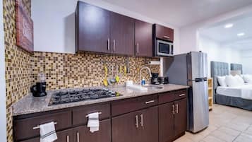 Fridge, microwave, coffee/tea maker, toaster