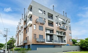 Exterior - Duplex Design em Jurerê, Garagem e Churrasq JPR211 (Florianópolis)