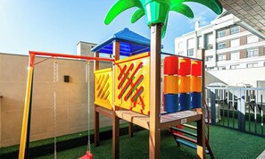 Basic Apartment | Children’s area - Ap w/ Barbecue and Pool 350m Jurere Beach Jpr201 (Florianópolis)