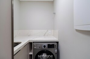 Basic Apartment | Interior - Ap w/ Barbecue and Pool 350m Jurere Beach Jpr201 (Florianópolis)