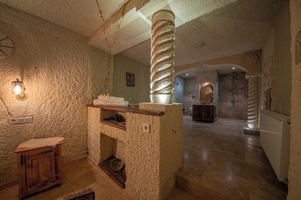 Luxury Suite, Non Smoking | Free WiFi