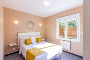 2 dormitorios, tabla de planchar con plancha, wifi y ropa de cama