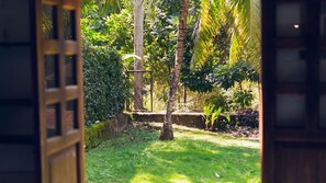 Standard Double Room, Garden View | Garden view