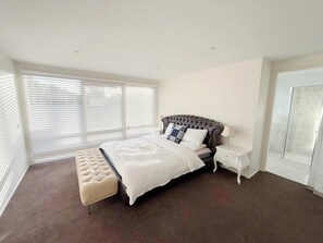 6 chambres, bureau, fer et planche à repasser, Wi-Fi