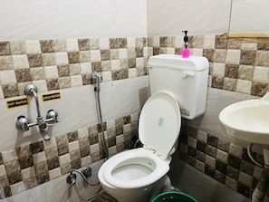 Camera familiare | Bagno | Doccia, asciugamani