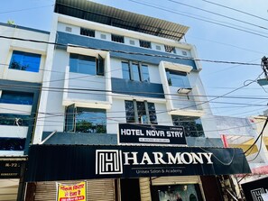 住宿正面