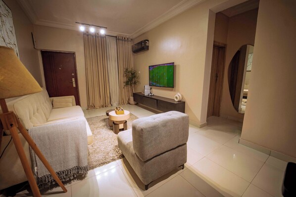 Living area - Cozy 2bedroom apartment (Lagos)