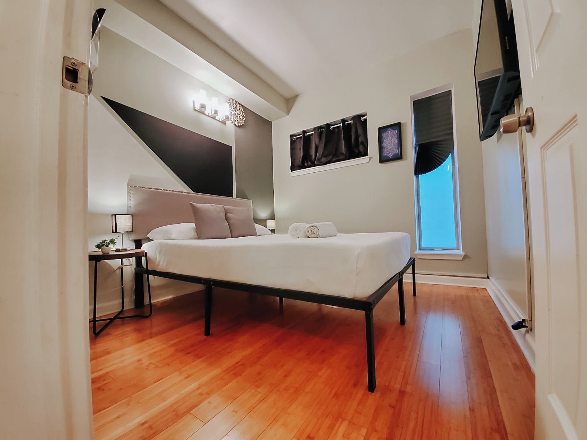 3 chambres, fer et planche à repasser, Wi-Fi gratuit, draps fournis