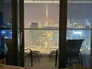 Interior - Burj Khalifa View - Business Bay (Dubai)
