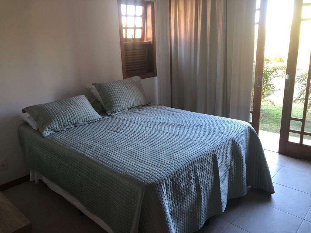 2 bedrooms, iron/ironing board, internet, bed sheets