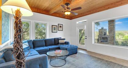 Quiet Luxury on Lake Travis - Waterfront + Outdoor Living