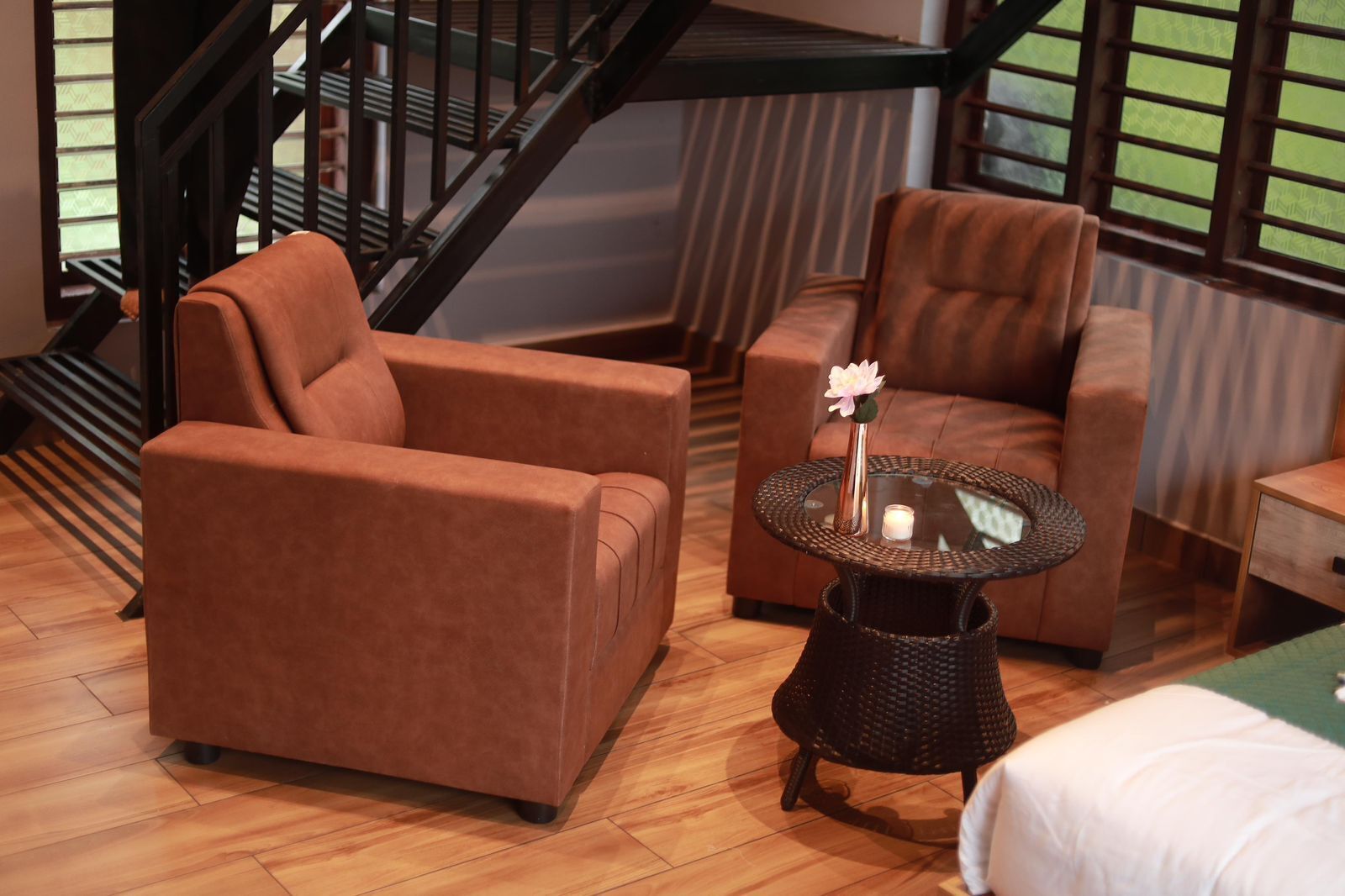 Duplex, Hill View | Desk, laptop workspace, free WiFi