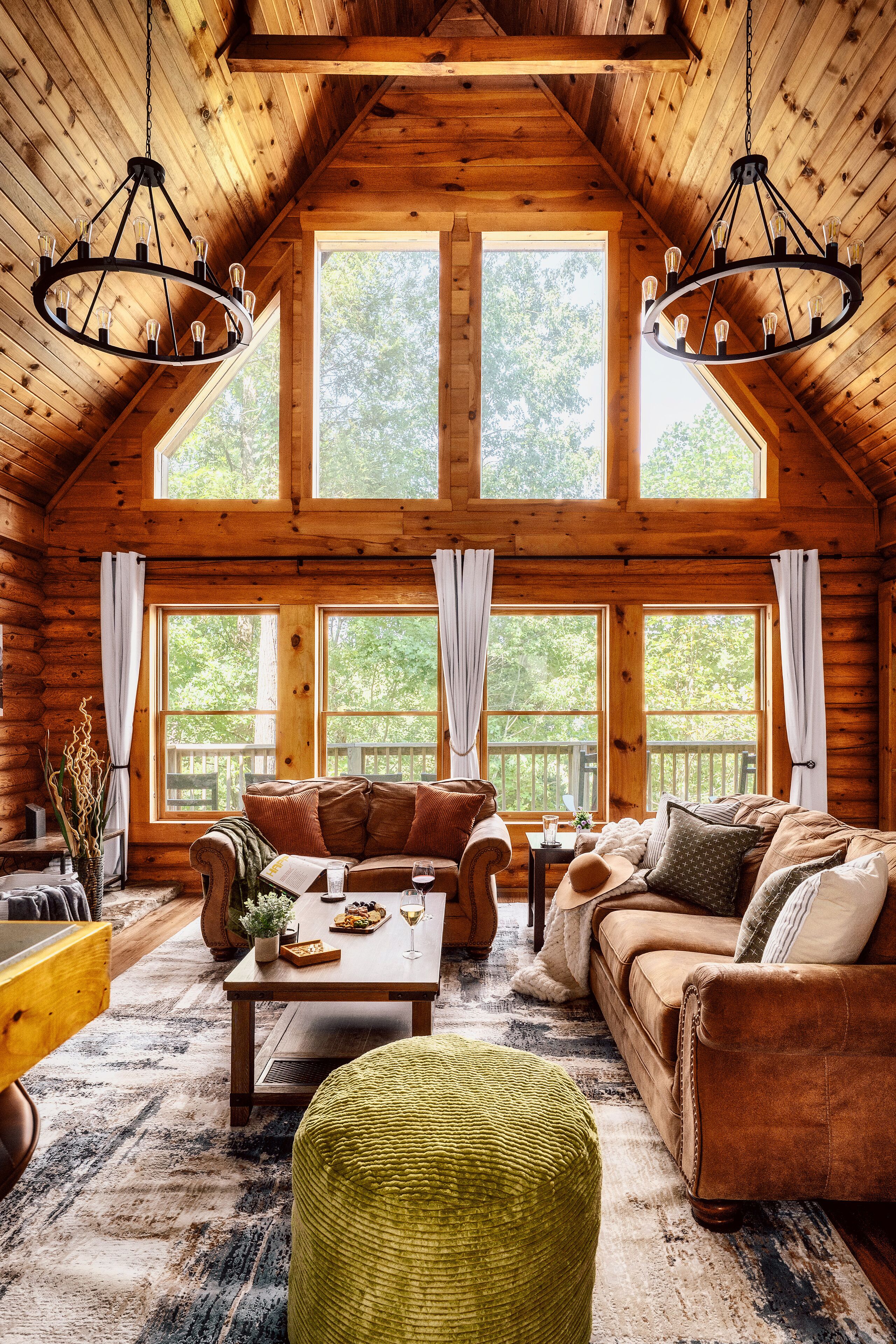 Smart TV, fireplace, video games