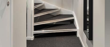 Apartament | Cortines opaques, planxa i posts de planxar i wifi gratuïta