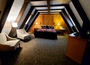 3 bedrooms, iron/ironing board, bed sheets