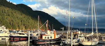 Dockside Boat Rental_Beach_Rosario Pool_Ocean View