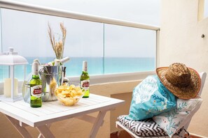 تناول الطعام بالخارج