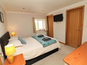 3 habitaciones, decoración personalizada y muebles diferentes