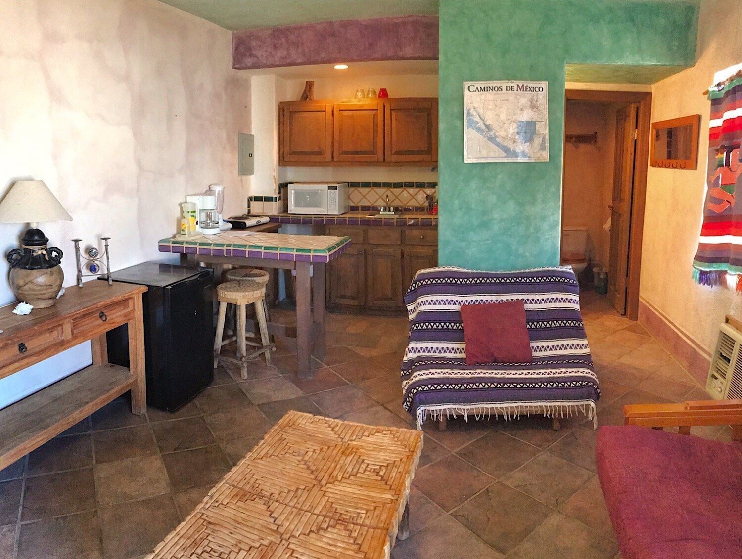 Condo, 1 cama Queen size, patio (El Pueblo A7) | Área de sala de estar