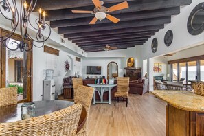 House, Multiple Beds, Balcony, Beach View (Pura Vida) | Dining - Pura Vida (Puerto Peñasco)