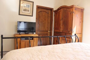 2 habitaciones, decoración personalizada y muebles diferentes 
