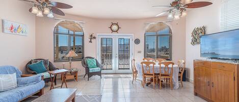 House, Multiple Beds, Patio, Beach View (Cypress House) | Living area