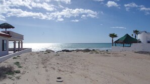 Beach nearby - Casa Azalea (Puerto Peñasco)