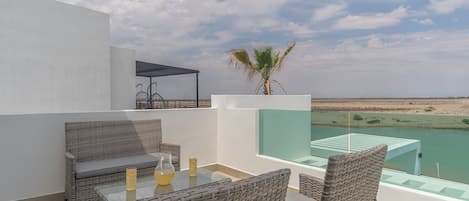 Casa, varias camas, acceso a la alberca, vista a la alberca (Casa Atardecer) | Áreas de la propiedad