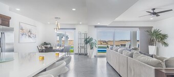 Exclusive: Casa Atardecer With Stunning Laguna Views at Islas Del Mar