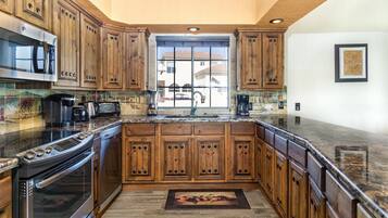 House, Multiple Beds, Patio, Beach View (Casa Diego) | Private kitchen | Coffee/tea maker