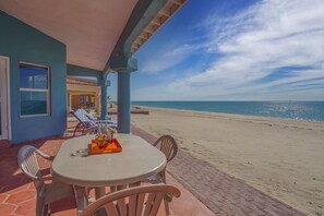House, Multiple Beds, Patio (Casa L'italien) | Outdoor dining - Casa L'italien (Puerto Peñasco)