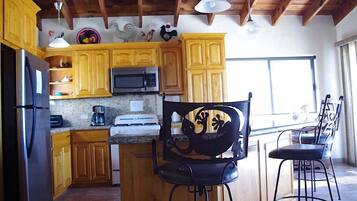 House, Multiple Beds, Balcony (Casa Bianchi) | Private kitchen