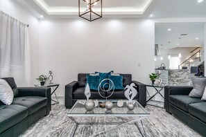 House, Multiple Beds, Patio (Ocean Pearl House) | Living area - Ocean Pearl House (Puerto Peñasco)