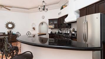 Departamento, varias camas, balcón (Palm Paradise House) | Cocina privada