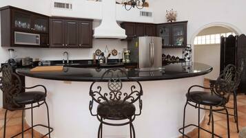 Apartment, Multiple Beds, Balcony (Palm Paradise House) | Private kitchen