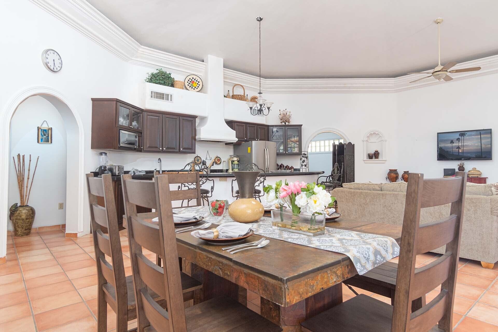 Departamento, varias camas, balcón (Palm Paradise House) | Restaurantes