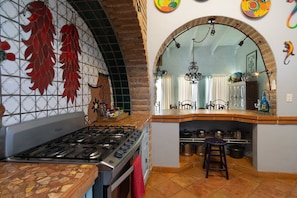 Casa, várias camas, varanda (Sabor a la Vida) | Cozinha privada