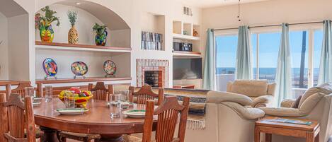 獨棟房屋, 多張床, 陽台 (Olas Altas) | 用餐區